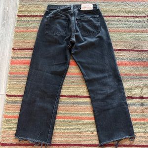 Vintage Levi’s 501 jeans women’s 29 black cropped